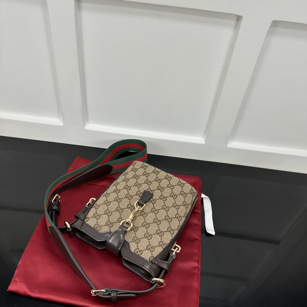 Gucci Satchel Bags